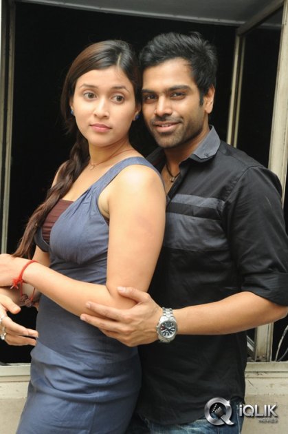 Hrudaya-Kaleyam-Movie-Trailer-Launch